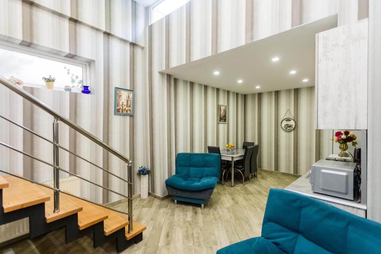Rustaveli Two Bedroom Apartment With 5 Star Location Tbilisi Bagian luar foto